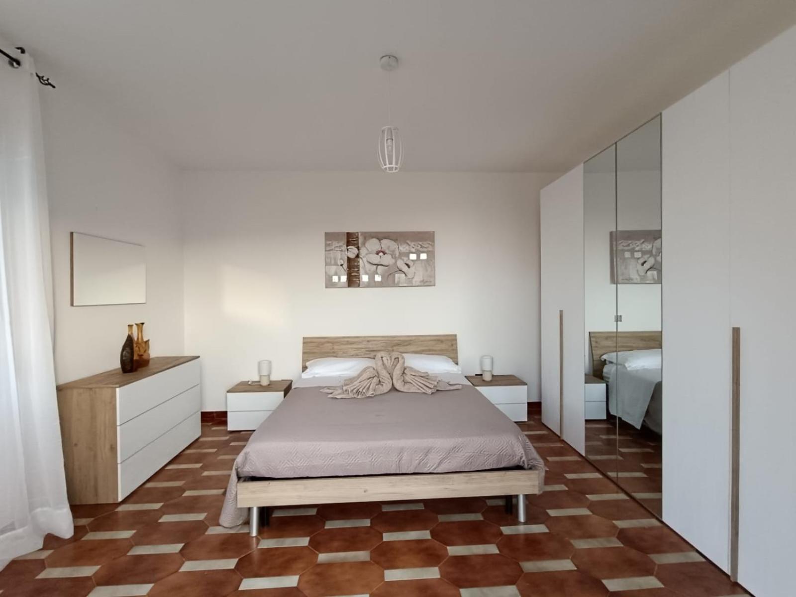 Florence House 圣卡泰里纳德洛约尼奥 外观 照片